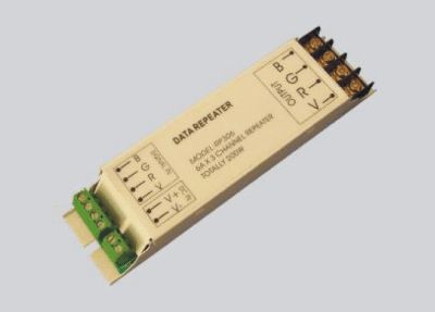 ZESILOVAČ Signálu  IP20 - 3 kanál