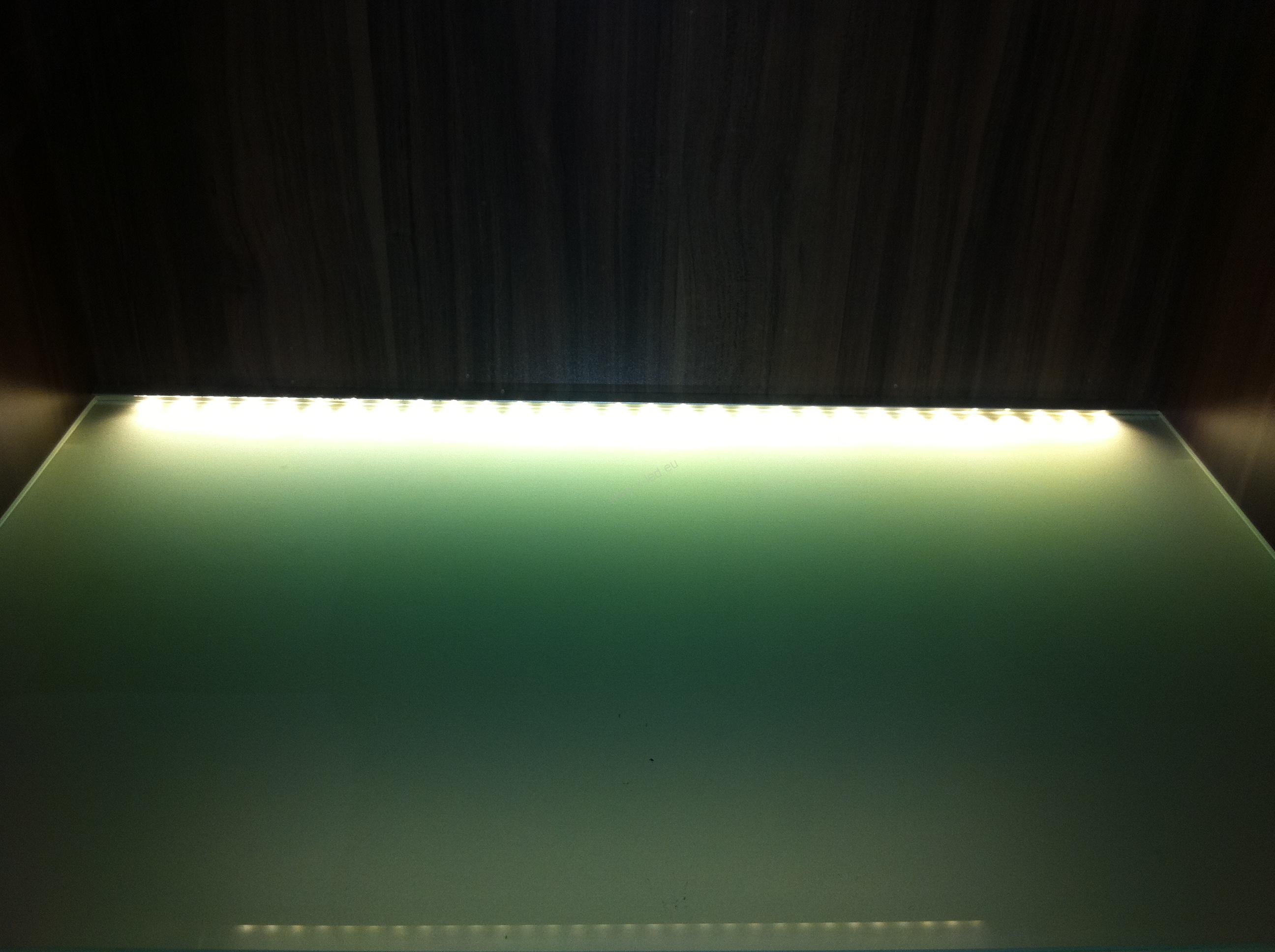 DODATEČNÉ LED osvětlení police - 6-8 mm