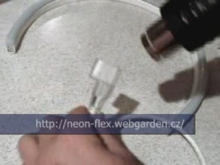 neonohrev.jpg